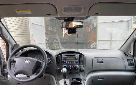 Hyundai Grand Starex Grand Starex I рестайлинг 2, 2011 год, 1 050 000 рублей, 6 фотография