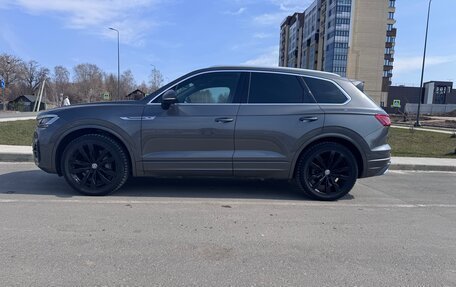 Volkswagen Touareg III, 2018 год, 4 990 000 рублей, 8 фотография