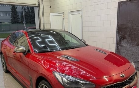 KIA Stinger I, 2019 год, 3 000 000 рублей, 2 фотография