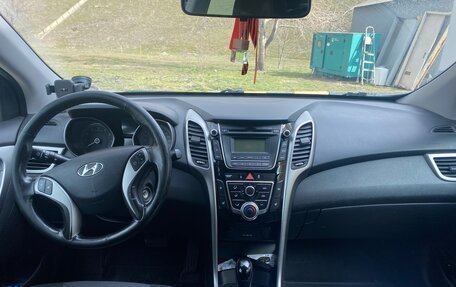 Hyundai i30 II рестайлинг, 2012 год, 1 050 000 рублей, 5 фотография