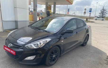 Hyundai i30 II рестайлинг, 2012 год, 1 050 000 рублей, 2 фотография