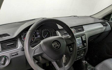 Skoda Rapid I, 2018 год, 1 290 000 рублей, 13 фотография