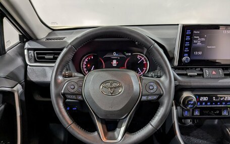 Toyota RAV4, 2021 год, 3 300 000 рублей, 26 фотография