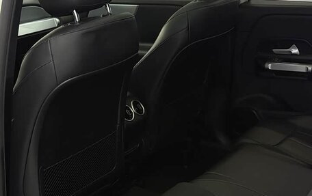 Mercedes-Benz GLB, 2022 год, 2 945 000 рублей, 14 фотография