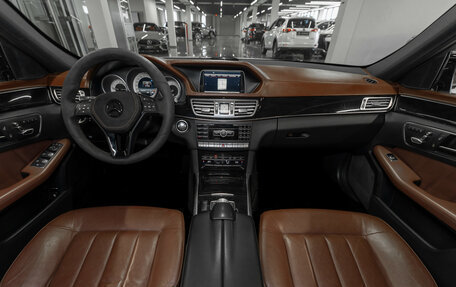 Mercedes-Benz E-Класс, 2013 год, 2 180 000 рублей, 8 фотография