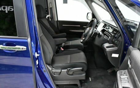 Honda Stepwgn IV, 2017 год, 1 925 000 рублей, 11 фотография