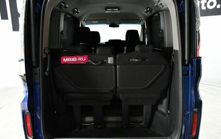 Honda Stepwgn IV, 2017 год, 1 925 000 рублей, 21 фотография