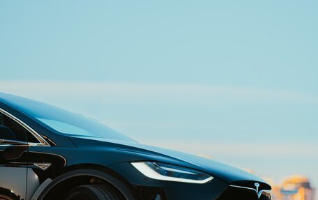 Tesla Model X I, 2016 год, 3 900 000 рублей, 5 фотография