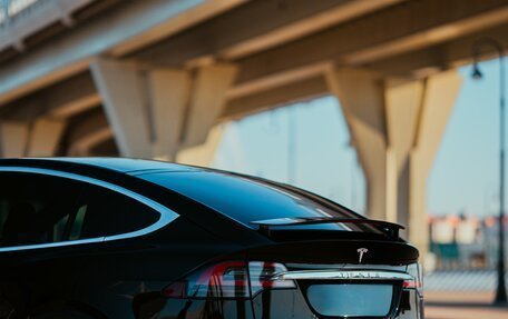 Tesla Model X I, 2016 год, 3 900 000 рублей, 12 фотография