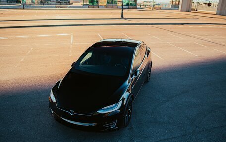 Tesla Model X I, 2016 год, 3 900 000 рублей, 18 фотография