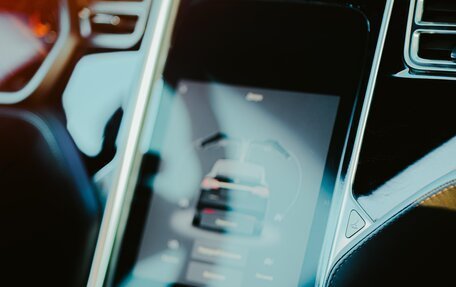 Tesla Model X I, 2016 год, 3 900 000 рублей, 32 фотография