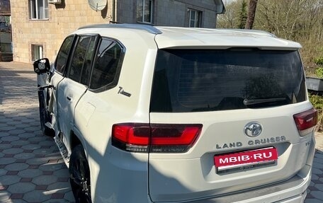 Toyota Land Cruiser, 2022 год, 8 000 000 рублей, 4 фотография