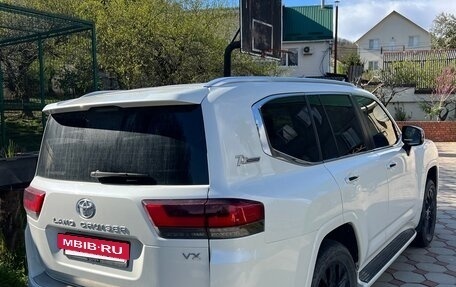 Toyota Land Cruiser, 2022 год, 8 000 000 рублей, 3 фотография