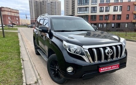 Toyota Land Cruiser Prado 150 рестайлинг 2, 2015 год, 3 850 000 рублей, 1 фотография