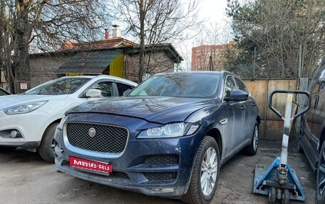 Jaguar F-Pace, 2017 год, 1 750 000 рублей, 1 фотография