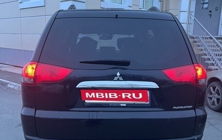 Mitsubishi Pajero Sport II рестайлинг, 2014 год, 2 300 000 рублей, 3 фотография