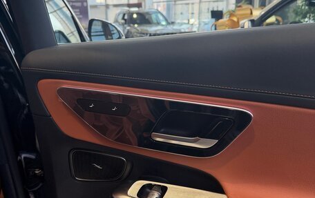 Mercedes-Benz GLC, 2024 год, 8 200 000 рублей, 11 фотография