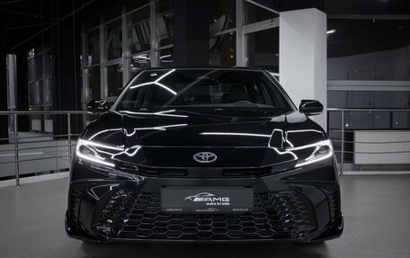 Toyota Camry, 2024 год, 3 850 000 рублей, 2 фотография