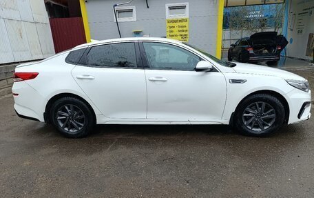 KIA Optima IV, 2019 год, 1 300 000 рублей, 5 фотография