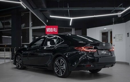 Toyota Camry, 2024 год, 3 850 000 рублей, 8 фотография