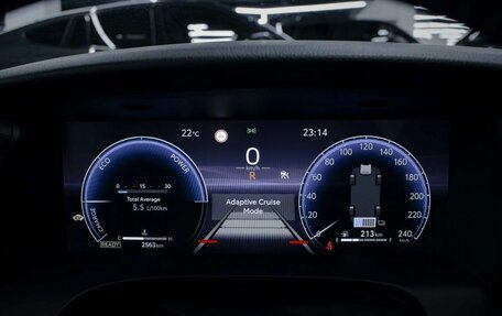 Toyota Camry, 2024 год, 3 850 000 рублей, 21 фотография