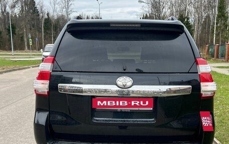 Toyota Land Cruiser Prado 150 рестайлинг 2, 2015 год, 3 850 000 рублей, 4 фотография