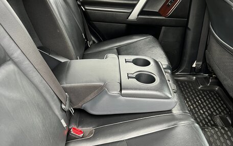 Toyota Land Cruiser Prado 150 рестайлинг 2, 2015 год, 3 850 000 рублей, 17 фотография