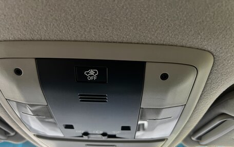 Toyota Land Cruiser Prado 150 рестайлинг 2, 2015 год, 3 850 000 рублей, 14 фотография