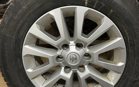 Toyota Land Cruiser Prado 150 рестайлинг 2, 2015 год, 3 850 000 рублей, 22 фотография