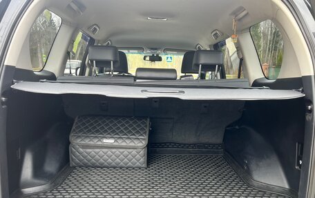 Toyota Land Cruiser Prado 150 рестайлинг 2, 2015 год, 3 850 000 рублей, 21 фотография