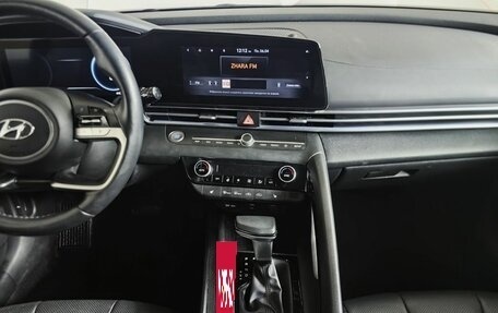 Hyundai Elantra, 2021 год, 2 459 000 рублей, 15 фотография