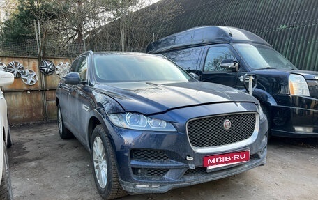 Jaguar F-Pace, 2017 год, 1 750 000 рублей, 2 фотография