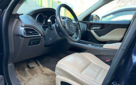 Jaguar F-Pace, 2017 год, 1 750 000 рублей, 7 фотография