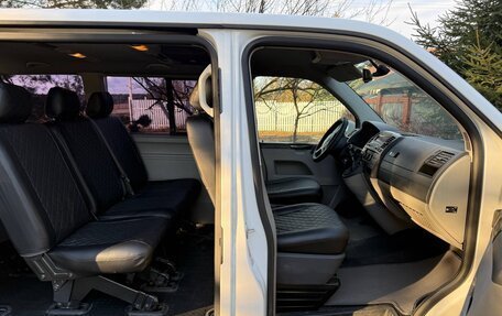 Volkswagen Caravelle T5, 2013 год, 1 600 000 рублей, 15 фотография