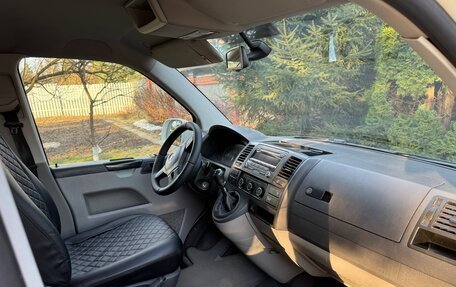 Volkswagen Caravelle T5, 2013 год, 1 600 000 рублей, 16 фотография