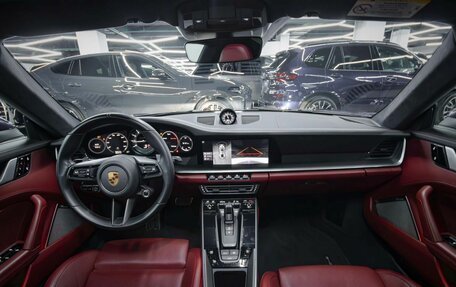 Porsche 911, 2020 год, 20 499 000 рублей, 25 фотография