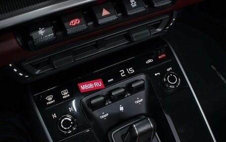 Porsche 911, 2020 год, 20 499 000 рублей, 26 фотография