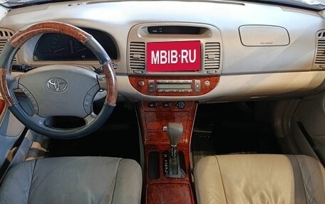 Toyota Camry V40, 2005 год, 699 000 рублей, 10 фотография