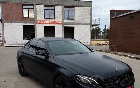 Mercedes-Benz E-Класс, 2018 год, 3 700 000 рублей, 1 фотография