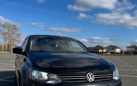 Volkswagen Polo VI (EU Market), 2015 год, 840 000 рублей, 1 фотография