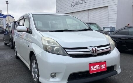 Toyota ISis I, 2012 год, 960 000 рублей, 1 фотография