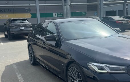 BMW 5 серия, 2021 год, 4 350 000 рублей, 2 фотография