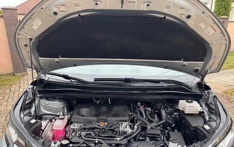 Toyota Sienna, 2020 год, 3 850 000 рублей, 18 фотография