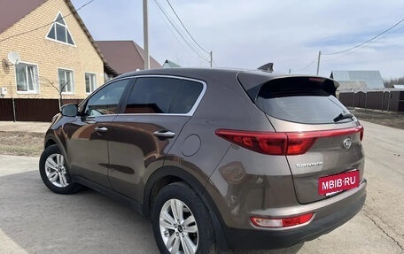 KIA Sportage IV рестайлинг, 2017 год, 2 000 000 рублей, 3 фотография