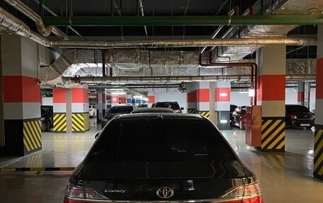 Toyota Camry, 2017 год, 2 250 000 рублей, 3 фотография