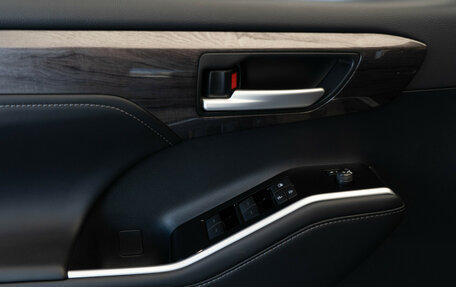 Toyota Highlander, 2025 год, 6 200 000 рублей, 12 фотография