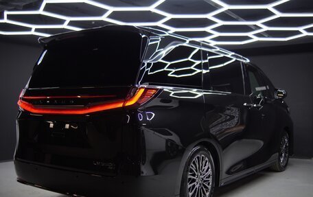 Lexus LM, 2026 год, 21 990 000 рублей, 4 фотография