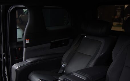 Lexus LM, 2026 год, 21 990 000 рублей, 13 фотография