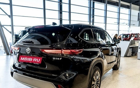 Toyota Highlander, 2025 год, 6 200 000 рублей, 5 фотография