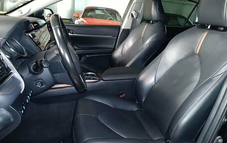 Toyota Camry, 2019 год, 2 875 000 рублей, 12 фотография